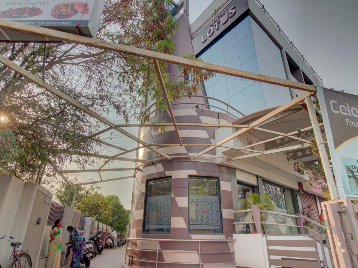 Oyo 35844 Hotel Lotus Residency Sangli Екстер'єр фото