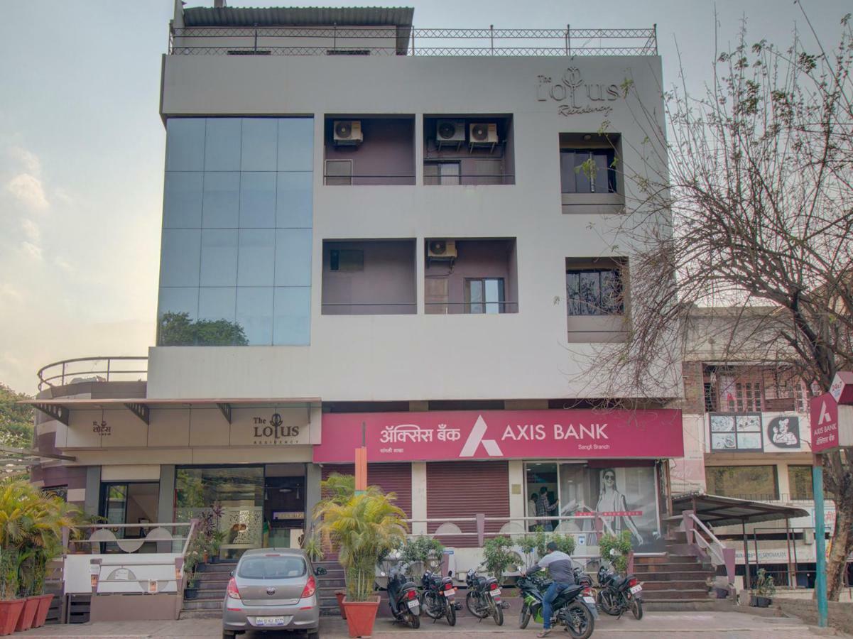 Oyo 35844 Hotel Lotus Residency Sangli Екстер'єр фото