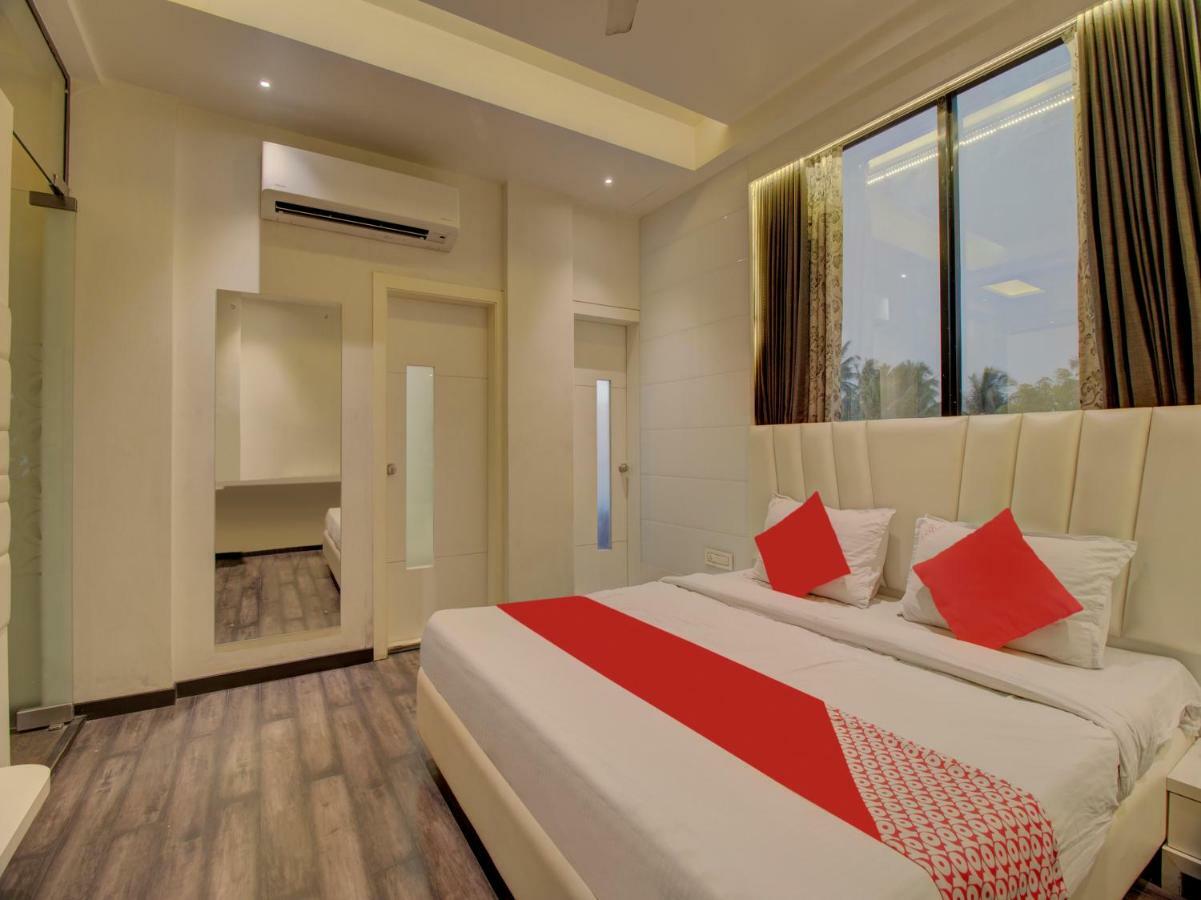 Oyo 35844 Hotel Lotus Residency Sangli Екстер'єр фото